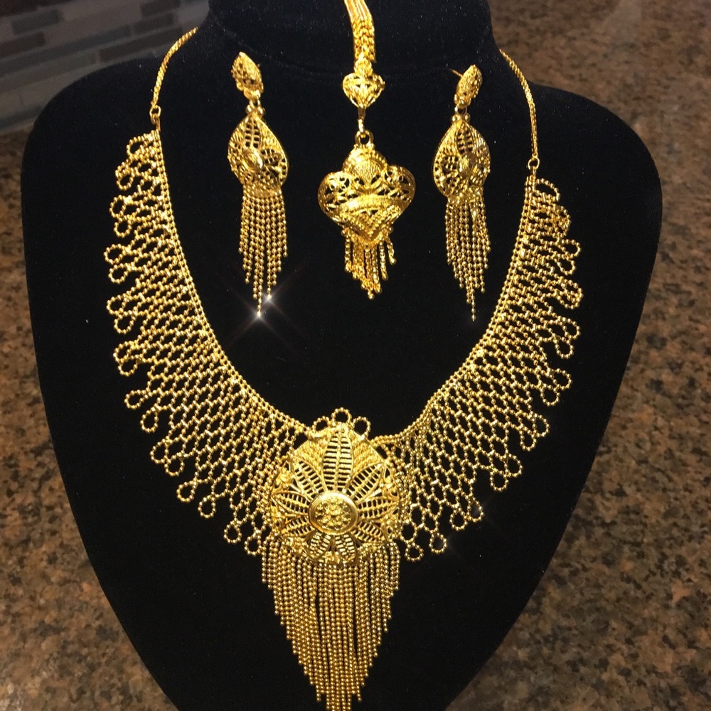 Gold Bridal Wedding Necklace Earring Jewelry Set